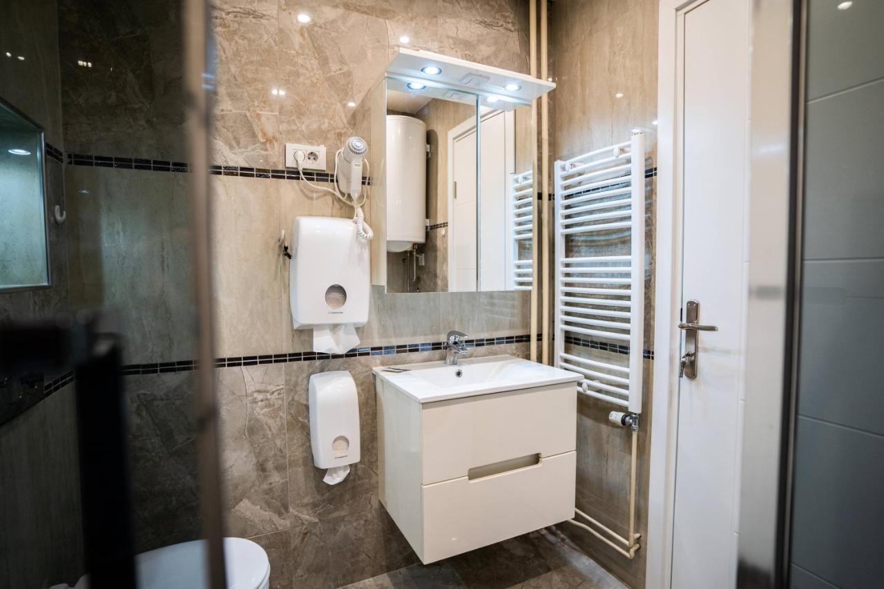 Turist Apartment นิส ภายนอก รูปภาพ